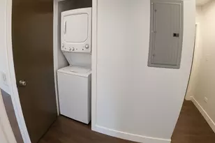 3301 N Sheffield Ave, Chicago, IL 60657 - Photo 8