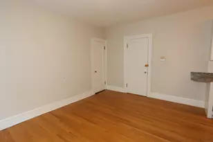 439 W Melrose St, Chicago, IL 60657 - Photo 12