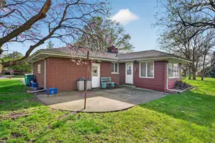 1301 Sherwood Pl, Joliet, IL 60435 - Photo 34