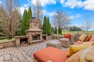 941 Tivoli Dr, Rockford, IL 61114 - Photo 52