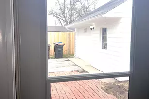 55 Apple Ln, Park Forest, IL 60466 - Photo 16