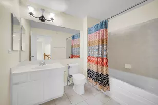1028 Orchard Pond Ct, Lake Zurich, IL 60047 - Photo 26