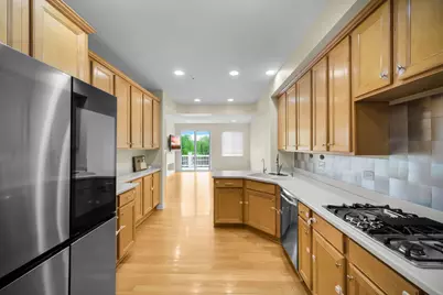 1028 Orchard Pond Court, Lake Zurich, IL 60047 - Photo 12