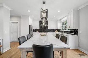 383 N Larch Ave, Elmhurst, IL 60126 - Photo 6