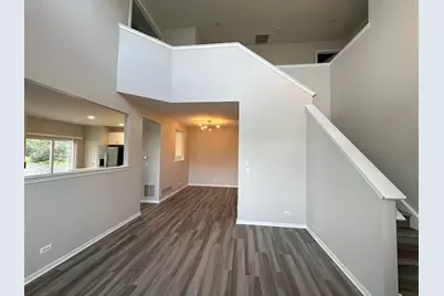 756 Panorama Court #756, Aurora, IL 60502 - Photo 4
