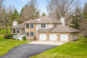 659 Southgate Dr, Davis, IL 61019 - Photo 1