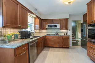 7650 Kenton Ave, Skokie, IL 60076 - Photo 2