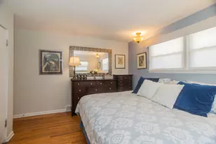 7650 Kenton Ave, Skokie, IL 60076 - Photo 12