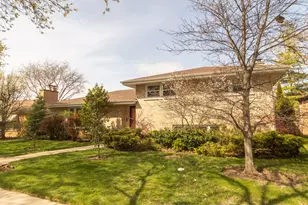 7650 Kenton Ave, Skokie, IL 60076 - Photo 36