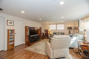 7650 Kenton Ave, Skokie, IL 60076 - Photo 16