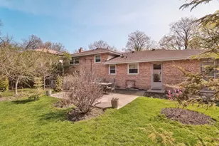 7650 Kenton Ave, Skokie, IL 60076 - Photo 20