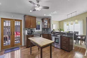 17028 Redwood Ct, Orland Hills, IL 60487 - Photo 10