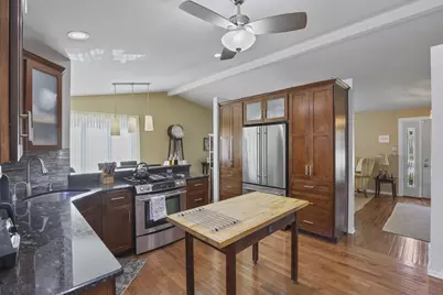 17028 Redwood Court, Orland Hills, IL 60487 - Photo 6