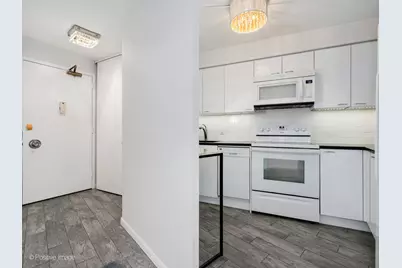 [Address not provided], Chicago, IL 60654 - Photo 8