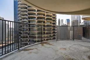 [Address not provided], Chicago, IL 60654 - Photo 18