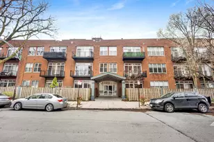 2333 W St Paul Ave, Chicago, IL 60647 - Photo 2