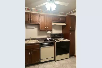 300 Park Avenue #437, Calumet City, IL 60409 - Photo 8