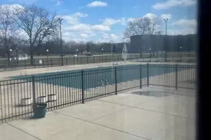 300 Park Ave, Calumet City, IL 60409 - Photo 18