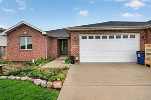 2031 Locust Rd, Morris, IL 60450 - Photo 2