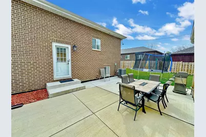 8566 S 83rd Avenue, Hickory Hills, IL 60457 - Photo 42