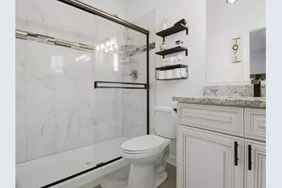 8566 S 83rd Avenue, Hickory Hills, IL 60457 - Photo 18