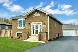 8566 S 83rd Ave, Hickory Hills, IL 60457 - Photo 1