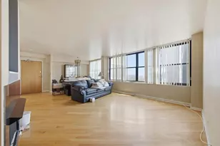 6701 S Crandon Ave, Chicago, IL 60649 - Photo 8