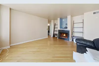 6701 S Crandon Avenue #8C, Chicago, IL 60649 - Photo 10