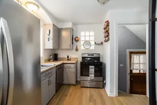 1747 N Sayre Ave, Chicago, IL 60707 - Photo 16