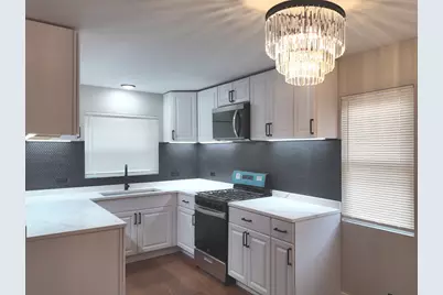 210 Calumet Boulevard, Harvey, IL 60426 - Photo 6