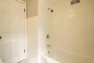 14510 S Lowe Ave, Riverdale, IL 60827 - Photo 16