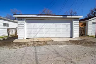 14510 S Lowe Ave, Riverdale, IL 60827 - Photo 20