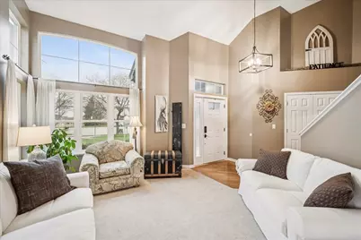 1324 Richmond Lane, Bartlett, IL 60103 - Photo 2