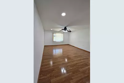 1832 W Weathersfield Way, Schaumburg, IL 60193 - Photo 18