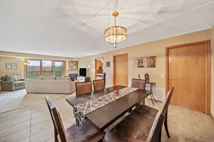 6870 W Winding Trail, Oak Forest, IL 60452 - Photo 6