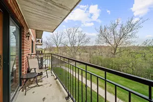 6870 W Winding Trail, Oak Forest, IL 60452 - Photo 10