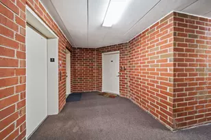 6870 W Winding Trail, Oak Forest, IL 60452 - Photo 2