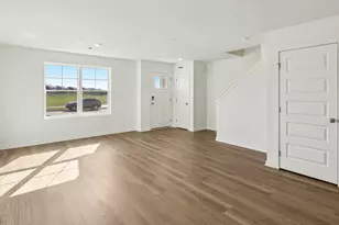 3163 Grande Trail, Yorkville, IL 60560 - Photo 4