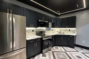 6331 S Elizabeth St, Chicago, IL 60636 - Photo 36