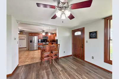 2472 W Red Oak Road, Freeport, IL 61032 - Photo 18
