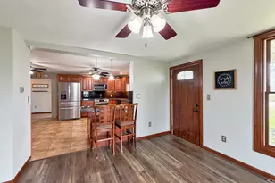 2472 W Red Oak Rd, Freeport, IL 61032 - Photo 18