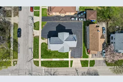 323 S Hale Street, Wheaton, IL 60187 - Photo 6