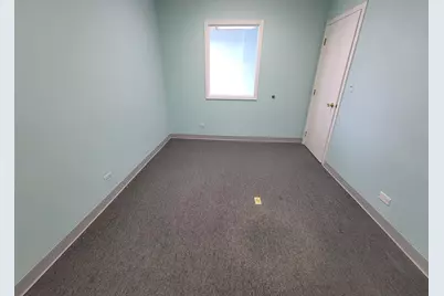 110 S Johnson Street #211, Woodstock, IL 60098 - Photo 6