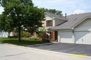 1470 Williamsburg Dr, Schaumburg, IL 60193 - Photo 1