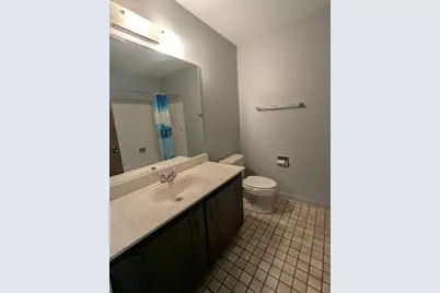 1470 Williamsburg Drive #D2, Schaumburg, IL 60193 - Photo 10