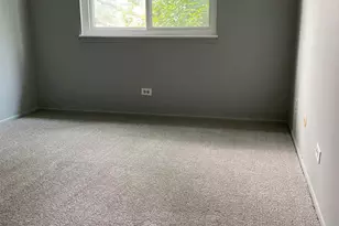 1470 Williamsburg Dr, Schaumburg, IL 60193 - Photo 8