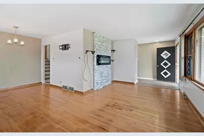 16811 Louis Court, South Holland, IL 60473 - Photo 4