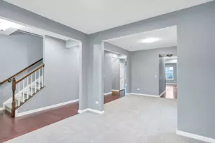 305 Cronin Blvd, Shorewood, IL 60404 - Photo 8