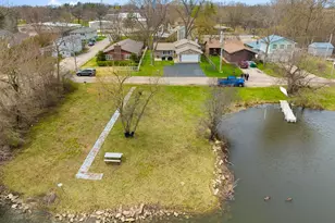 218 Mastodon Dr, Ingleside, IL 60041 - Photo 4