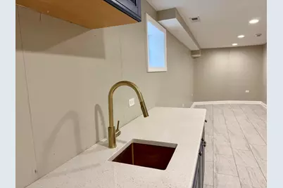 7945 S Perry Avenue, Chicago, IL 60620 - Photo 10